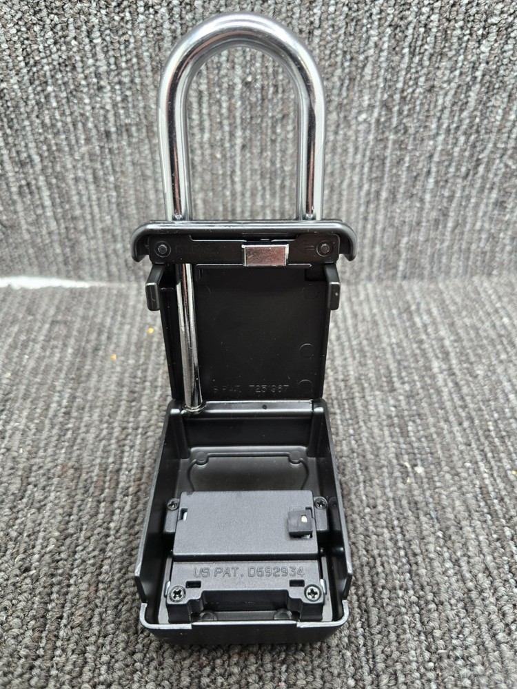 Vault Locks 3200 Lock Box Key Storage 4 Digit Combination Keysafe
