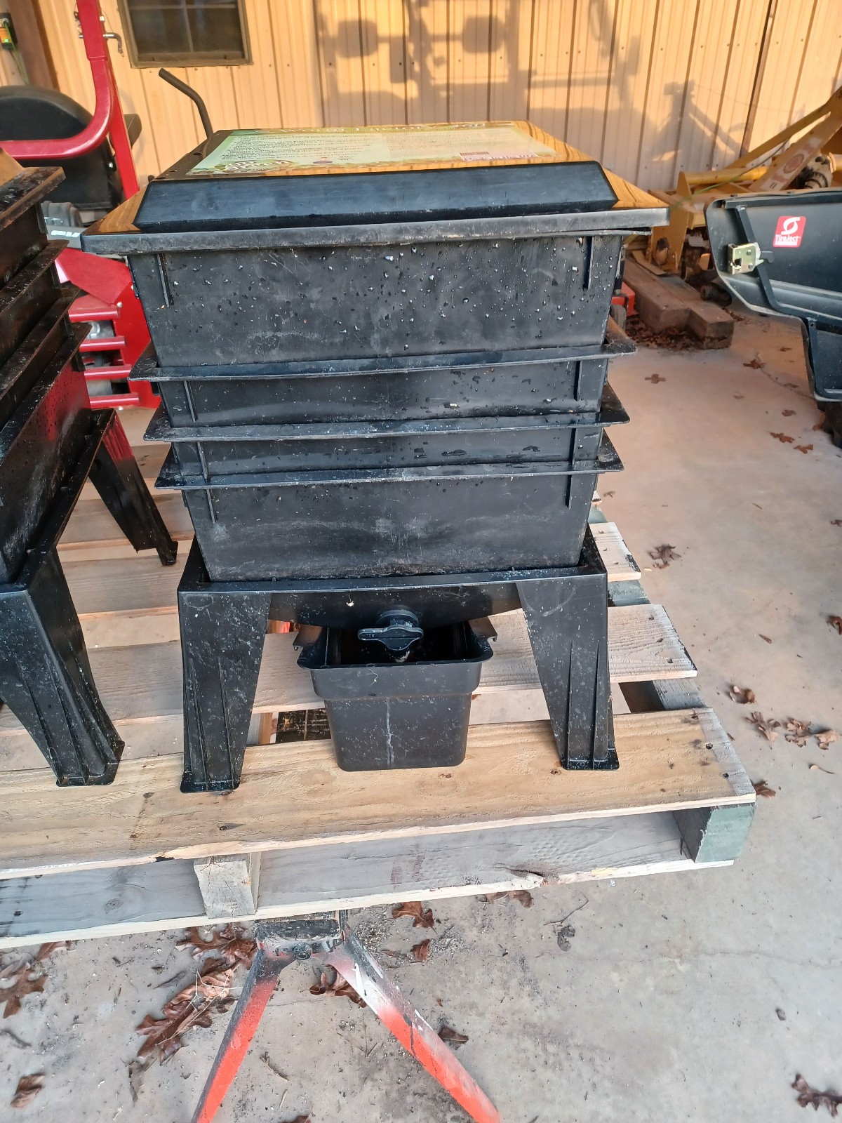 !!!! WORM FACTORY 360 UPWARD COMPOSTERS 2 OF THEM !!!!!