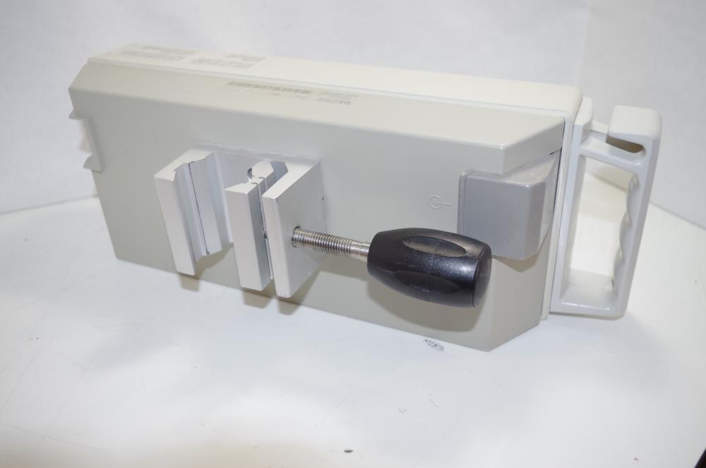 HP MODEL# M1041A MODULE RACK