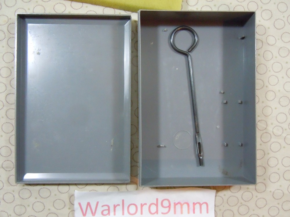 VINTAGE 380 PISTOL CASE.