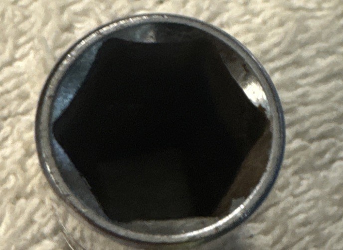 9/16" X 3/8" dr. 6 Pt. Socket ~ WorkForce ~ Nice & Sharp.