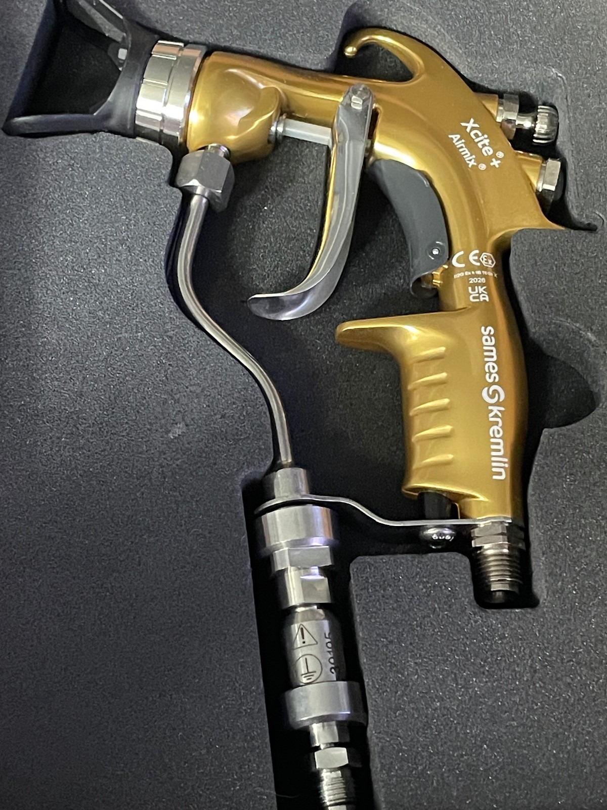 SAMES KREMLIN XCITE AIRMIX SPRAY GUN 120B NIB  w/tip aircap fluid swivel-ss seat