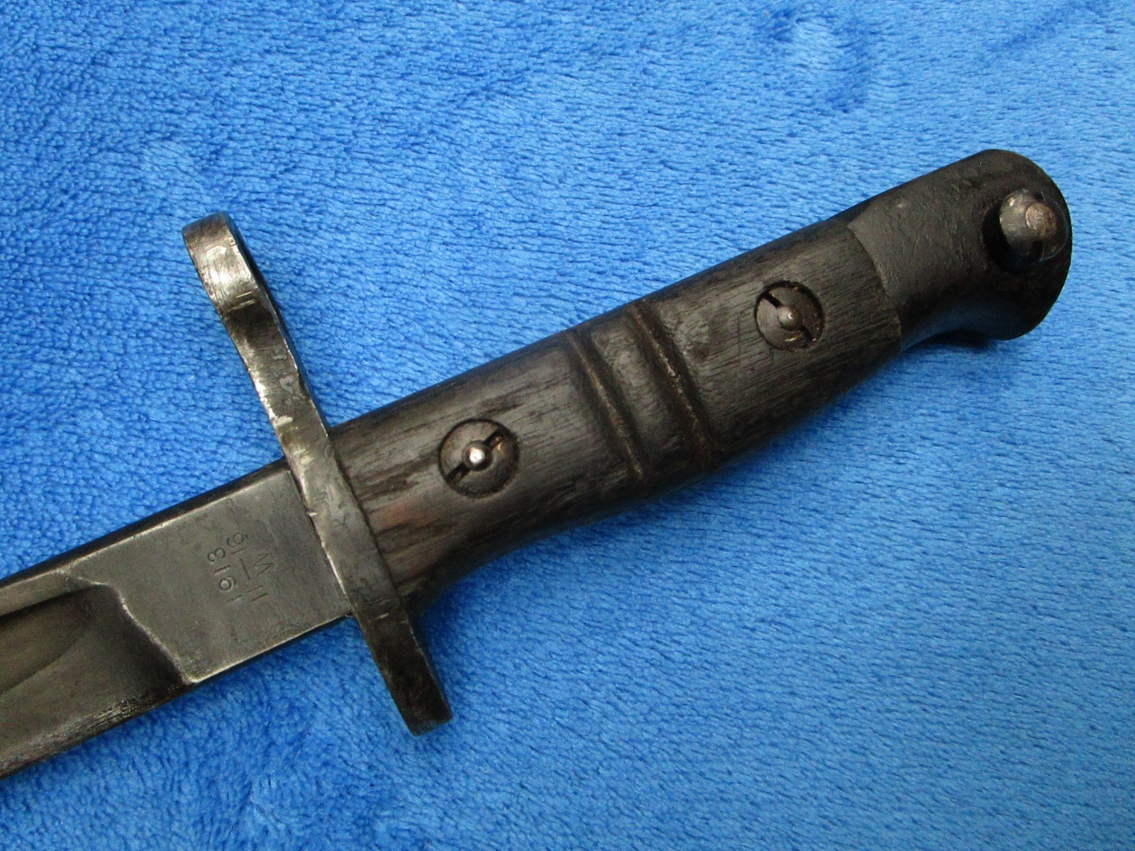 ORIGINAL WW1 ENGLISH M1913/17 ENFIELD BAYONET AND SCABBARD MADE BY WINCHESTER