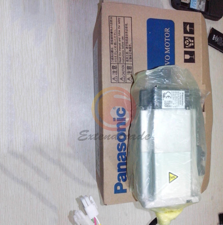 1PC New Panasonic MUMS022A1F0S servo motor