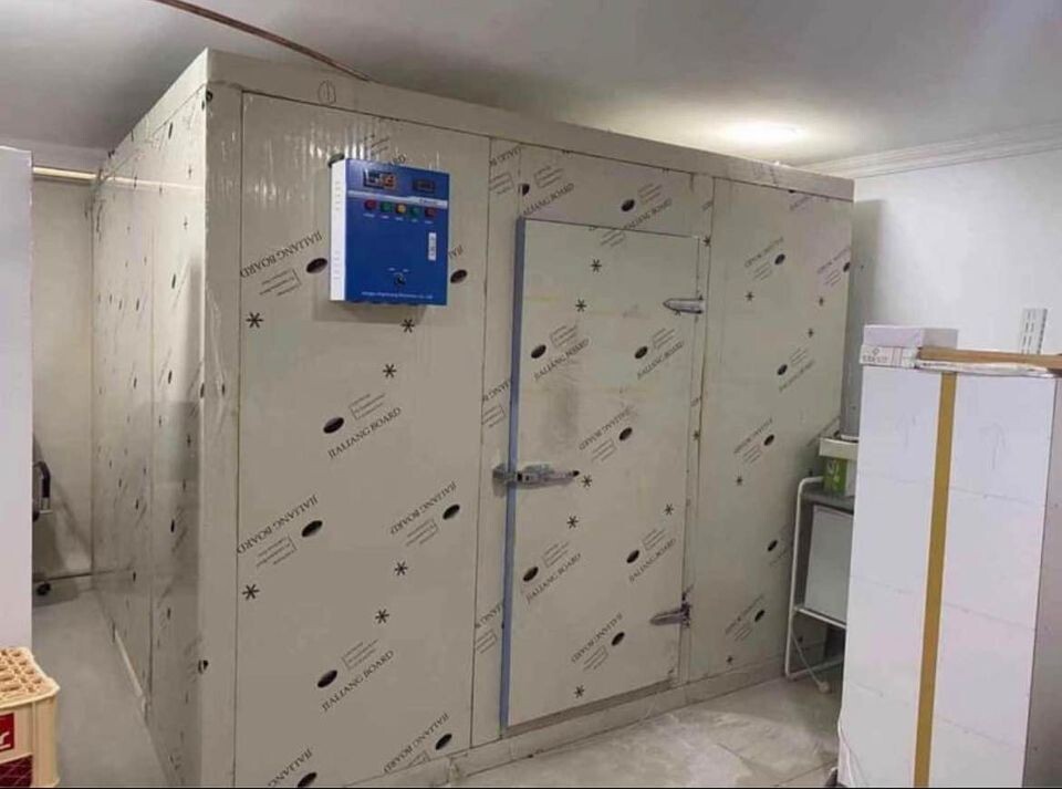 Walk-In Freezer + 10'x16'x8'