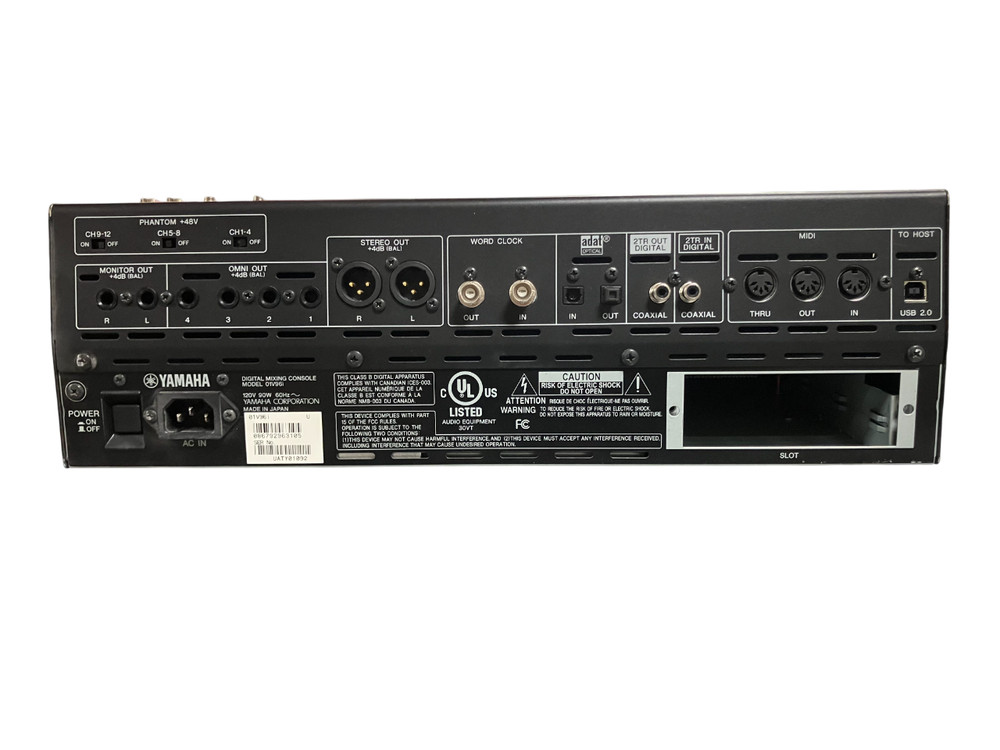 YAMAHA 01V96i 32x8 Digital Mixer