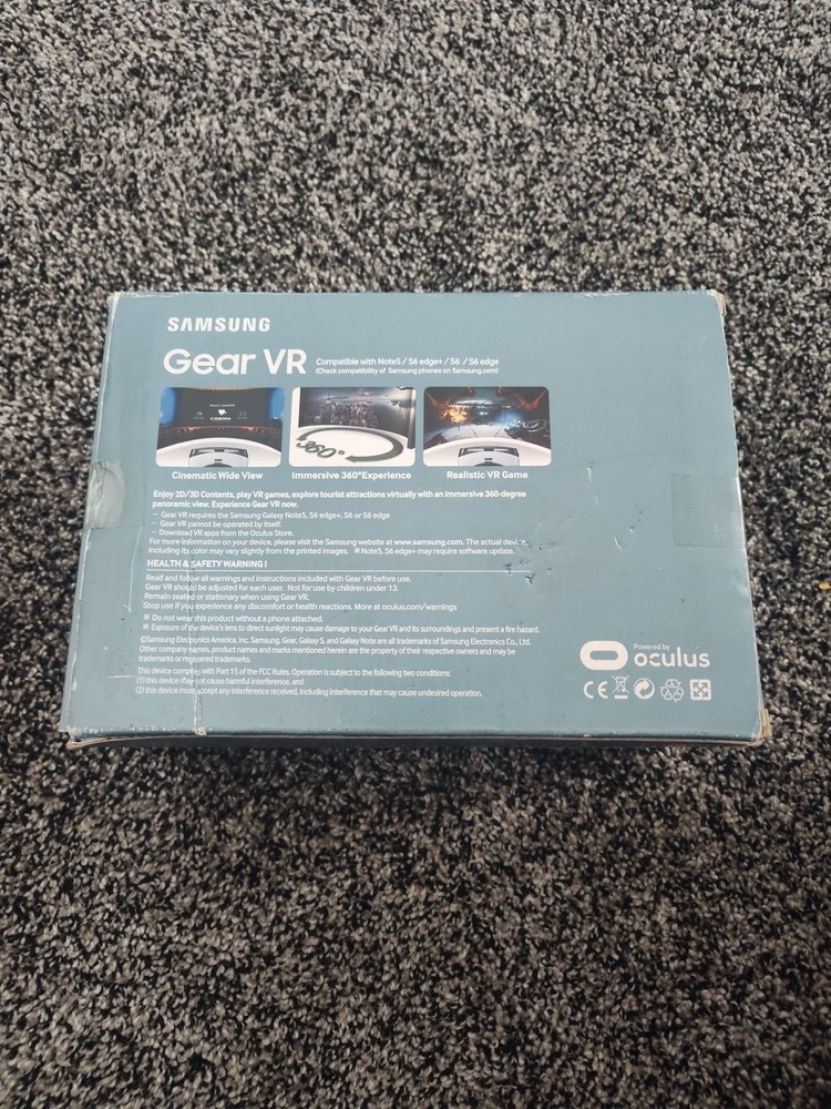 Samsung Gear VR Oculus Virtual Headset for Galaxy Note 5 S6 S7 Edge , Sealed .