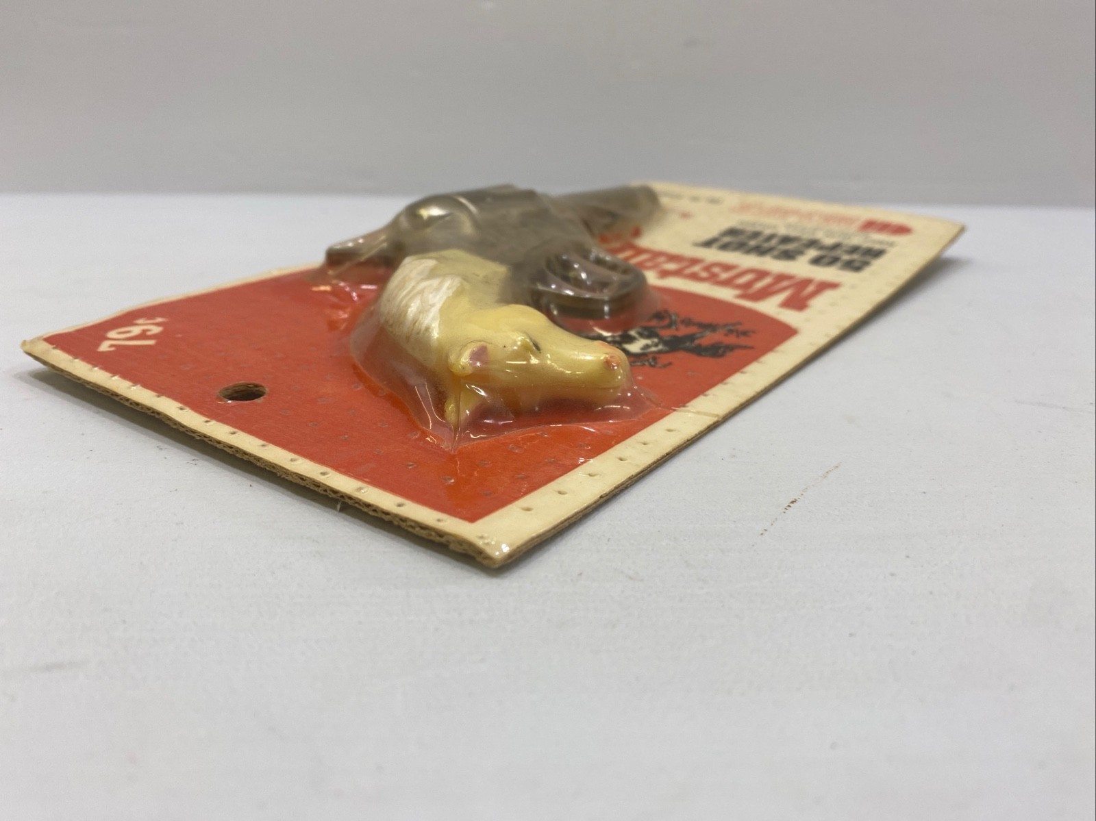 Vintage 60s Hubley Mustang 50 Shot Repeater it smokes ! New On Card