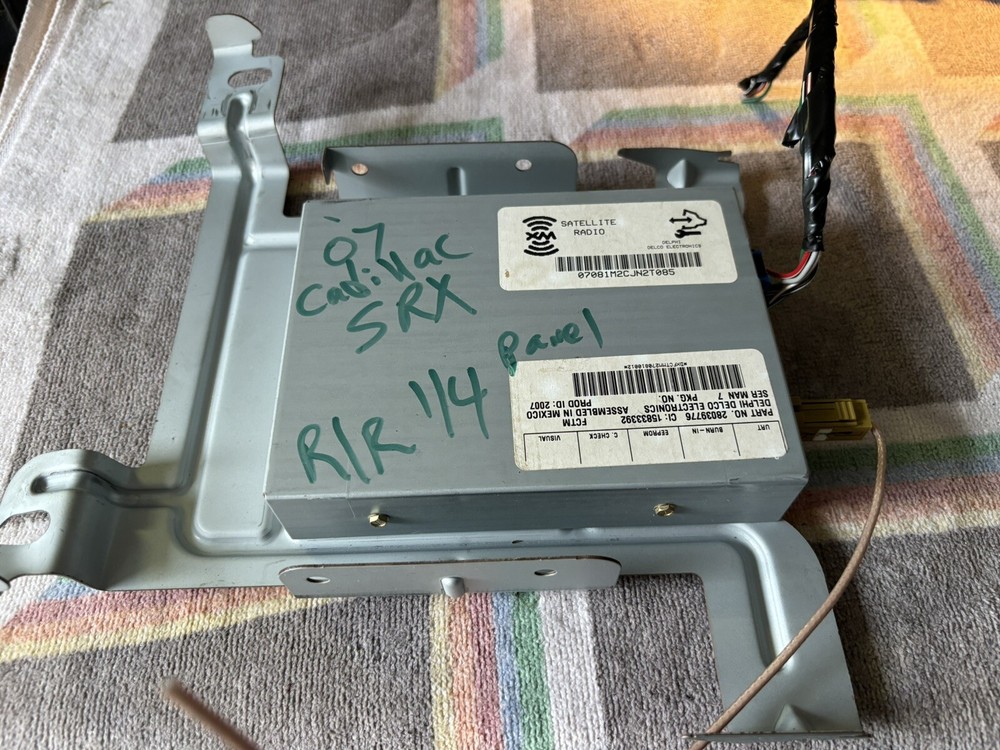 OEM 2007-2009 Cadillac SRX  XM Satellite Radio Module Receiver