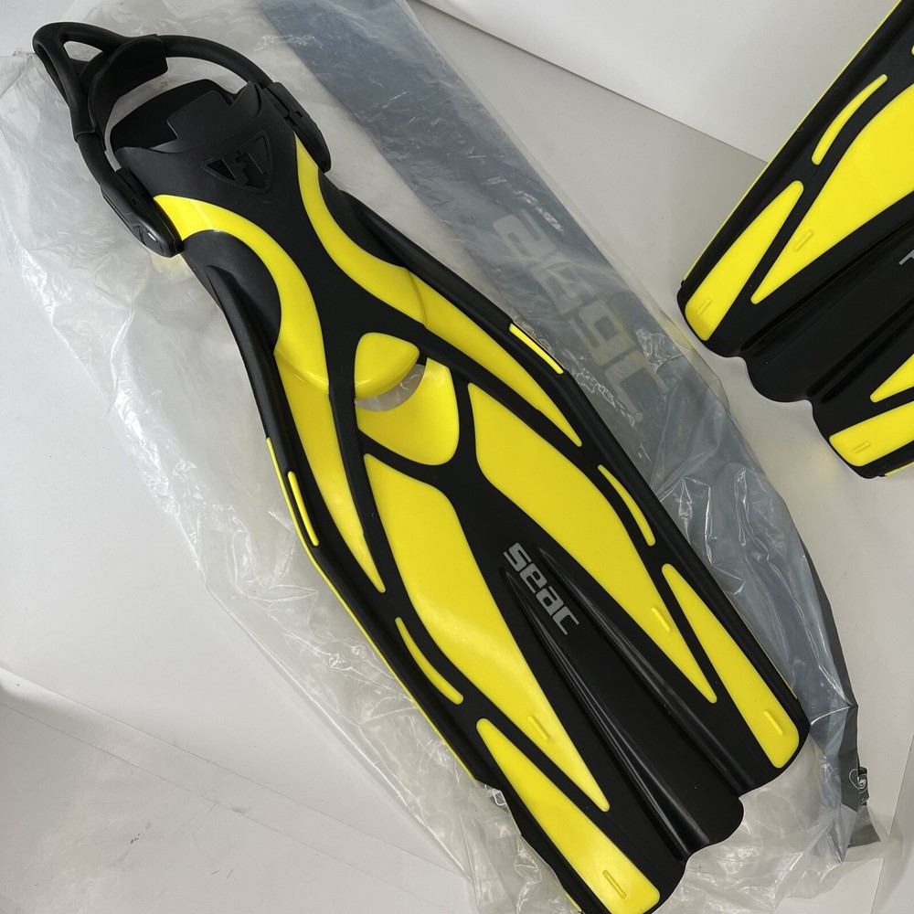 Seac F1 Yellow S/M Adjustable Fin