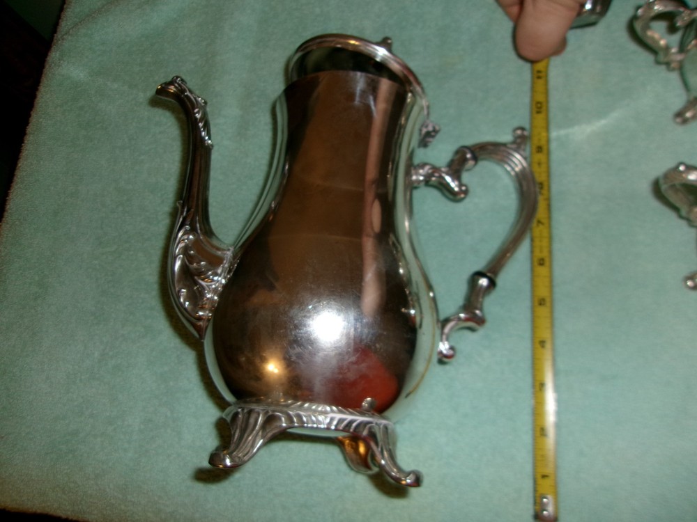 Vintage 5 Piece Wm. Rogers Silver Co Silver Plated Tea Set