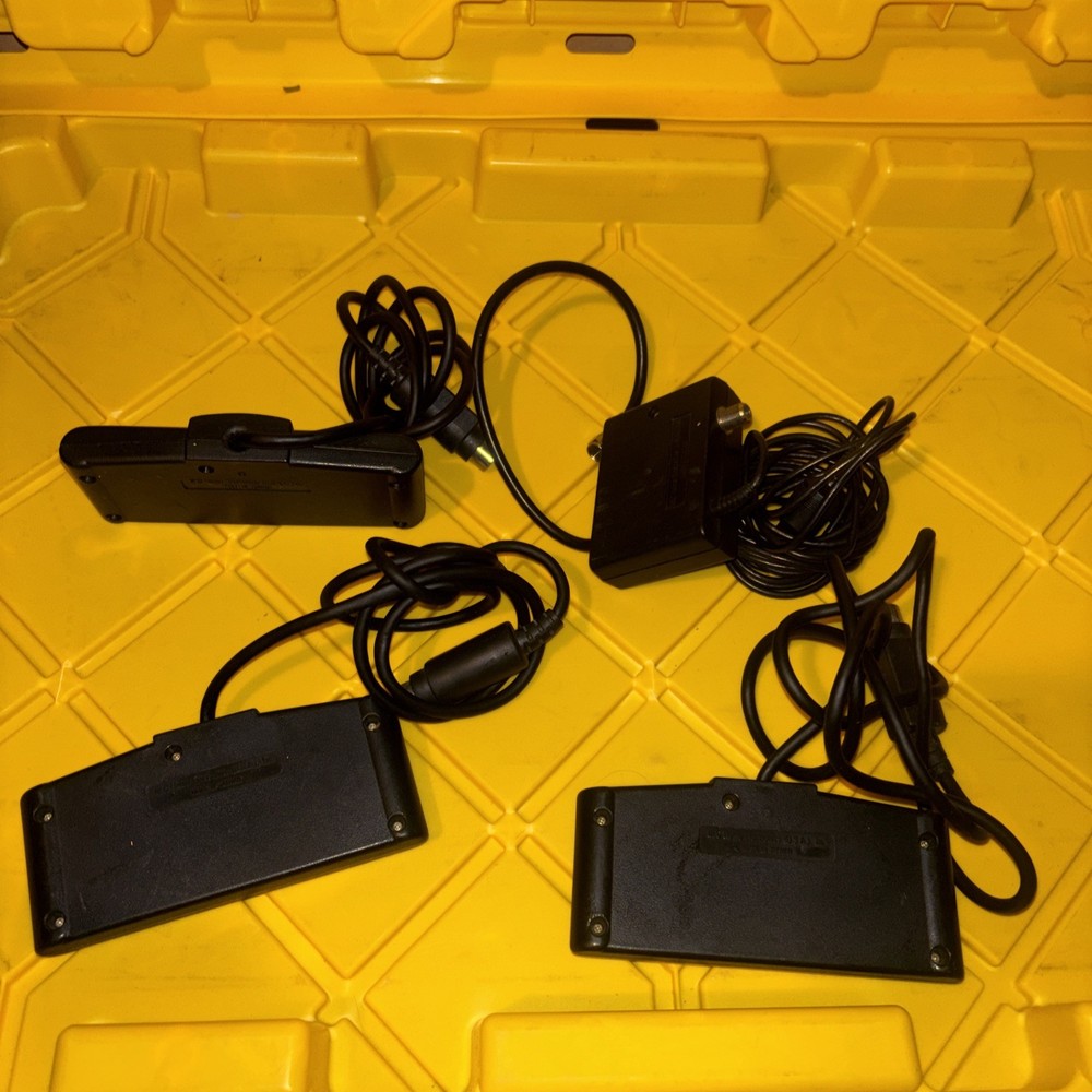 Turbo-Grafx 16 Console Tested Working 3Controllers + turbotap NEC & AV Cables