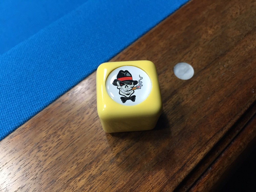 Skull Billiard Pool Cue Tip Chalk Holder Table Chalker