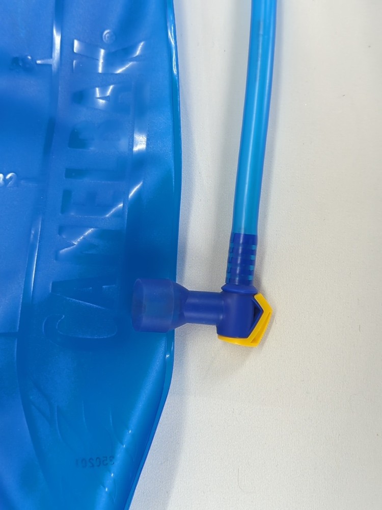 CAMELBAK M.U.L.E. Hydration 3L 100oz Black Backpack W/ Bladder & Quick link