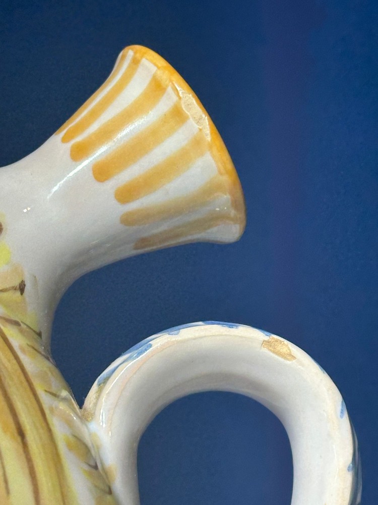 Vintage Spanish Traditonal Botiho