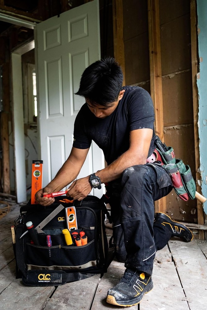 Multi-Compartment 50 Pocket Tool Bag