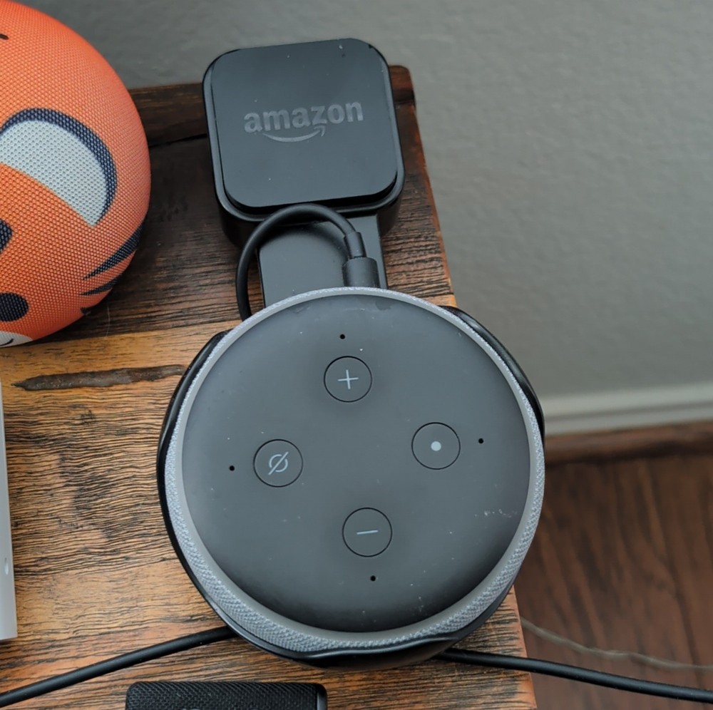 Amazon Echo Dot & Echo Show Smart Speaker Lot Alexa Wi-Fi Bluetooth Multi-Color