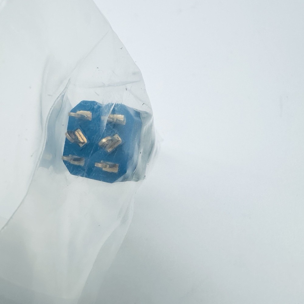 TE Miniature Toggle Switch TE-11261