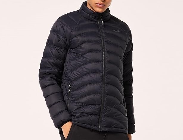 OAKLEY SNOWBOUND PACKABLE DOWN PUFFY Jacket - Blackout - XL - NWT LAST ONE LEFT