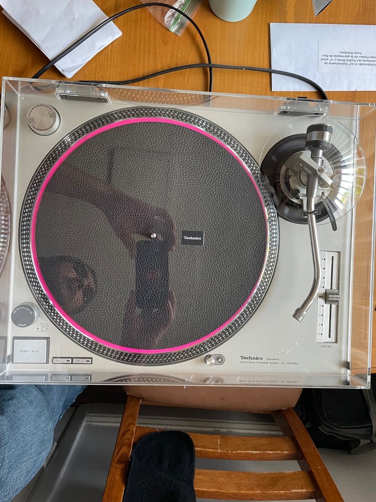 technics sl-1200mk2 dj turntables