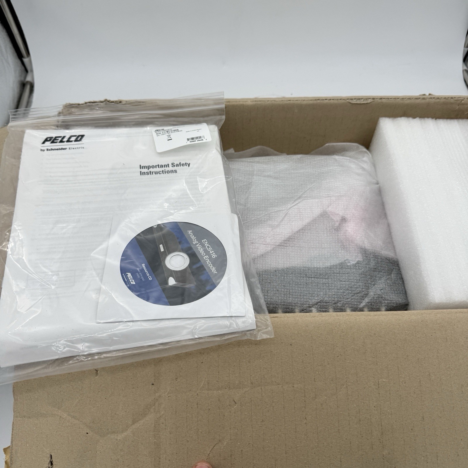 Pelco ENC5416-US 16 Channel H.264 Direct-Attach Encoder US