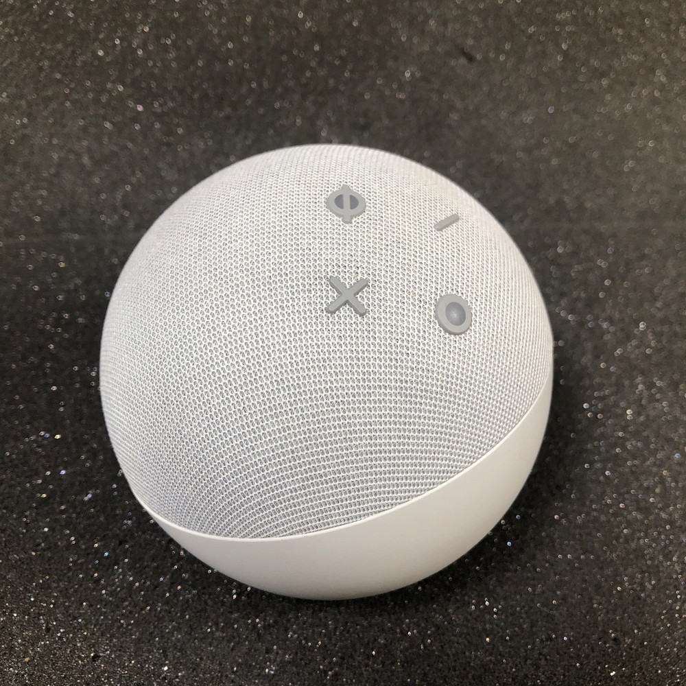Amazon Echo Dot 4th Generation Smart Speaker White Alexa B7W644