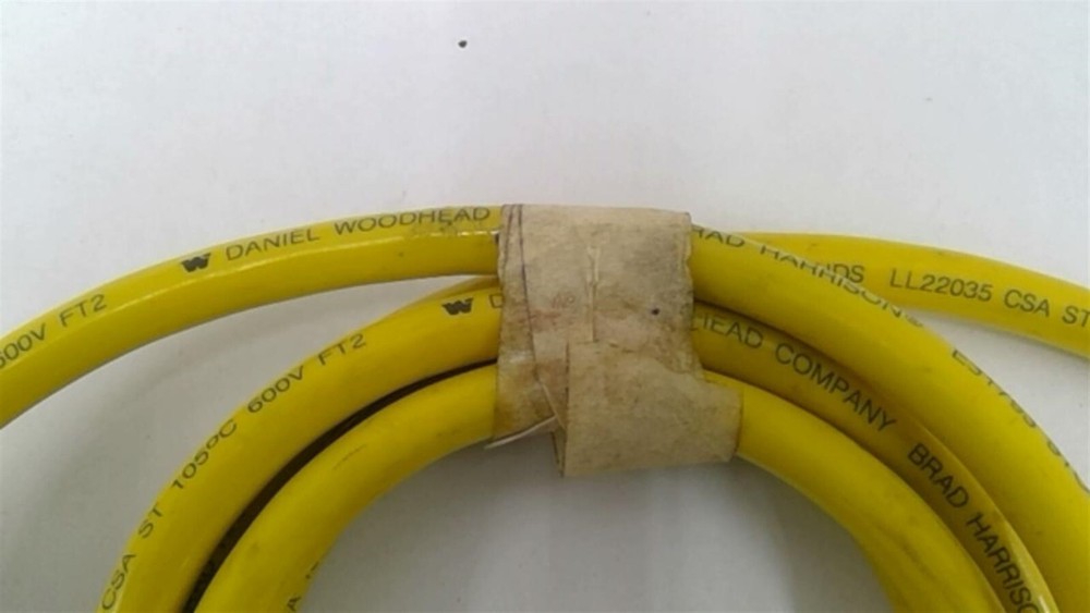 Micro-Switch BAF1-2RN18-RH With Daniel Woodhead LL22035 Cable