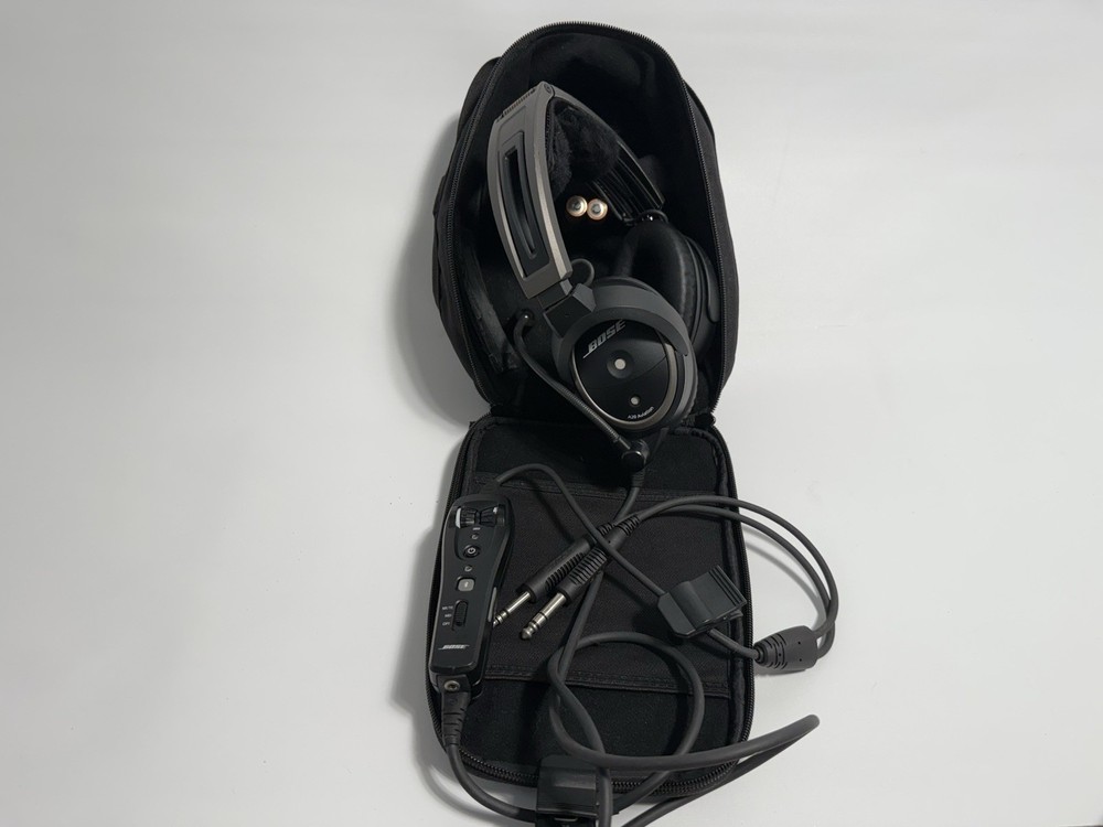 Bose A20 Aviation Headset with Bluetooth, dual cable, and case