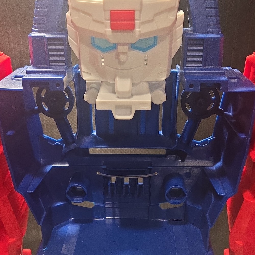 Transformers ULTRA MAGNUS