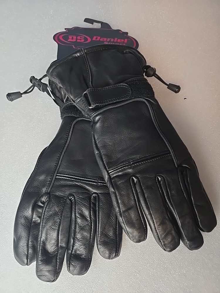 Daniel Smart Womens Size Medium Black High Performance Insulated Gloves DS71 NWT