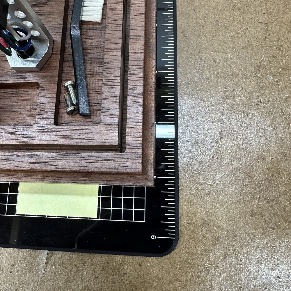 Turntable Cartridges Headshell Display Walnut Acrylic -Four + Accessories Read