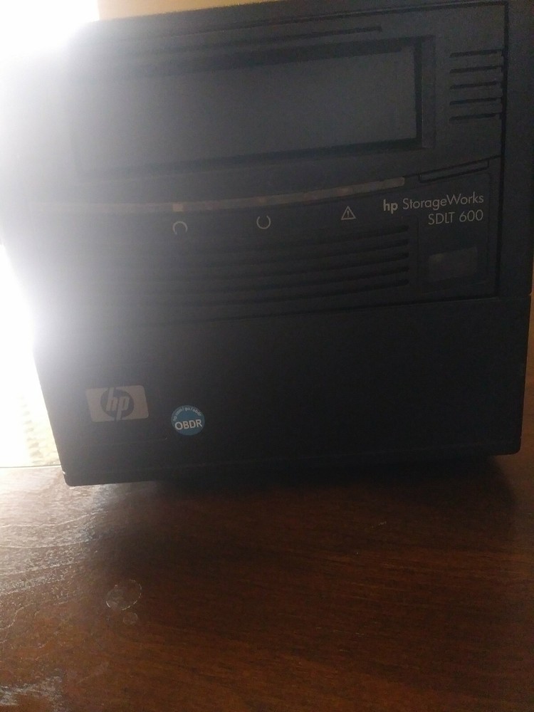 AA985-64010 HP StorageWorks SDLT 600 External