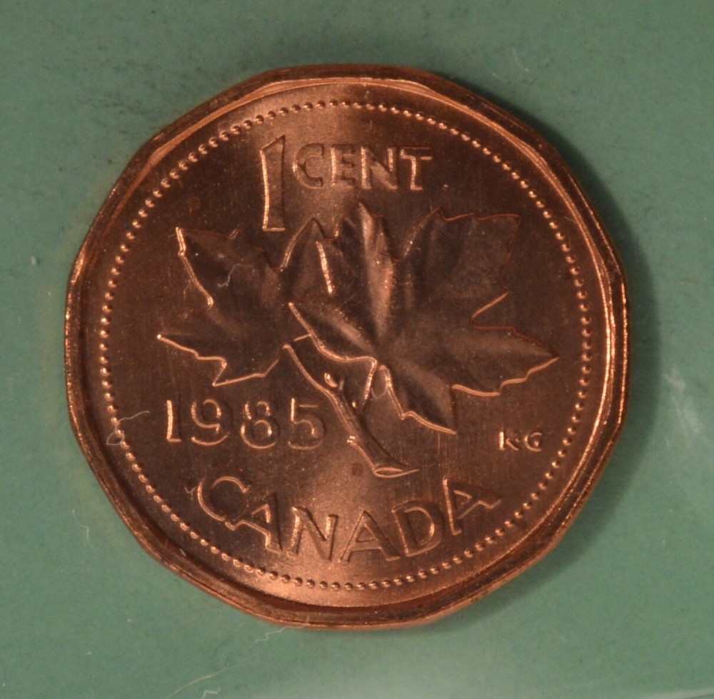 1985 - POINTED 5 - Graded - ICCS MS 66 - RED XKJ 644