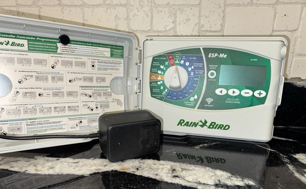 RAINBIRD ESP-ME Sprinkler Controller 7 Zones With Power Adapter