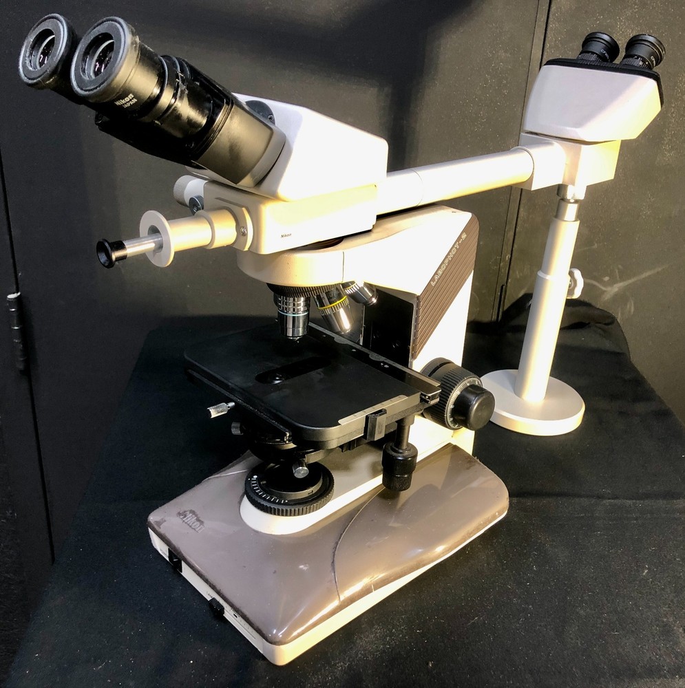 Nikon Labophot 2 Microscope Dual Viewing Heads with 5 Objectives