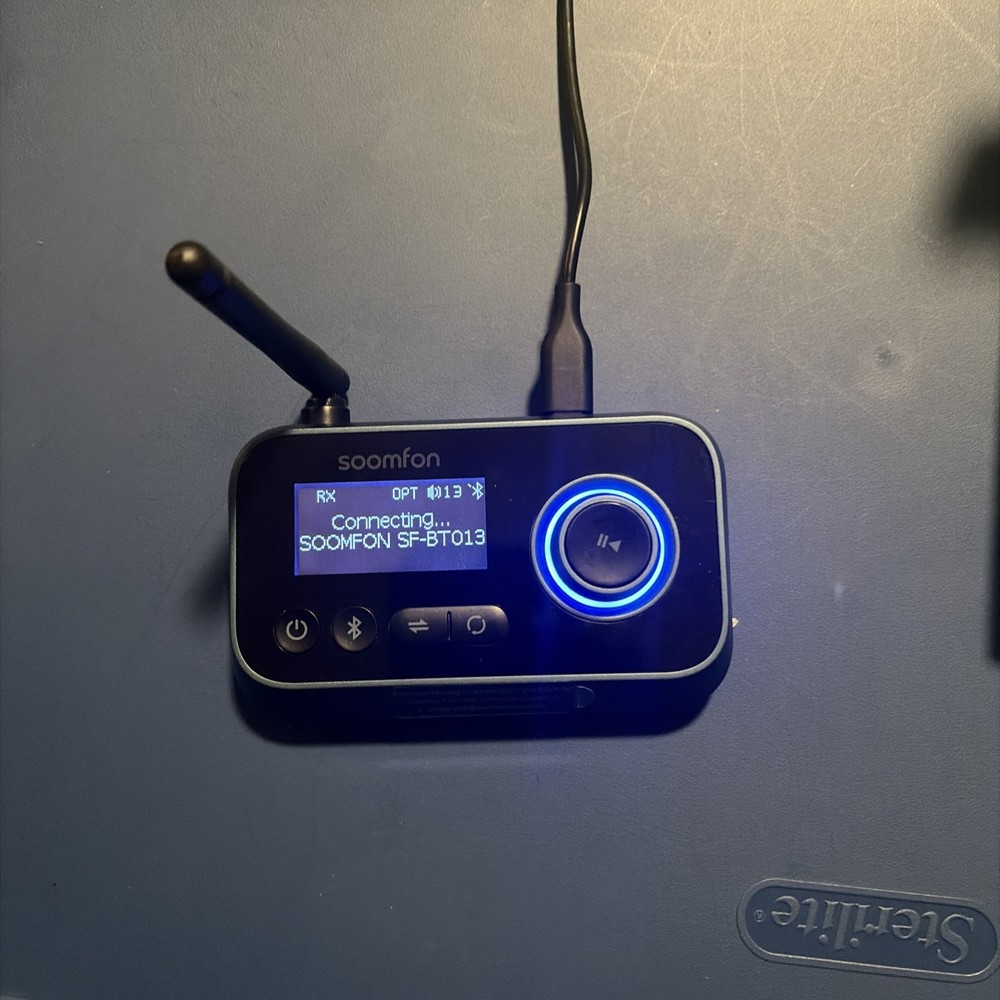 Soomfon BT17 Bluetooth Audio Transmitter / Receiver