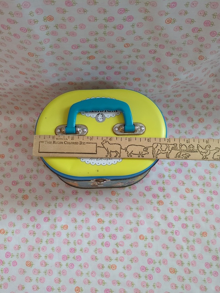 Retro Wright's Oval Sewing Box, Small Latching Suitcase Tin, Labor Saver