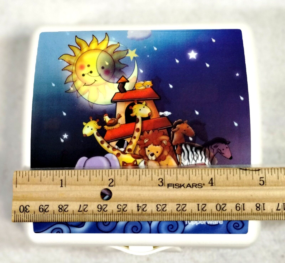 Tupperware Noah's Ark Sandwich Keeper . New! Extra Rare!