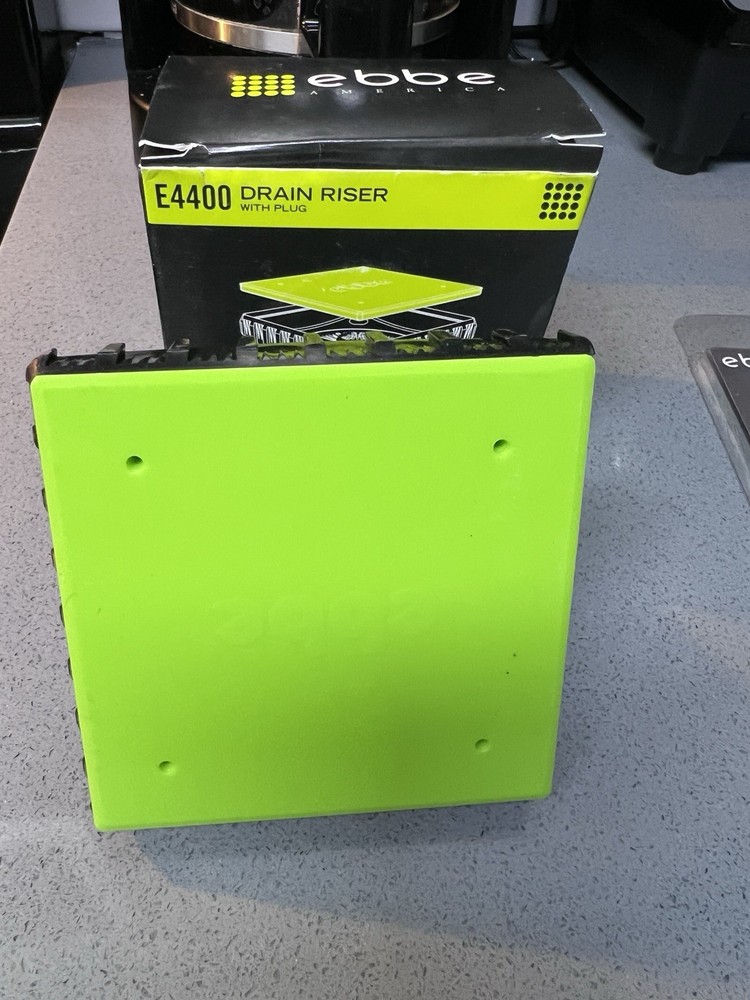 Ebbe E4400 Drain Riser with Plug + Ebbe Pro E4404 Square Drain Cover Brushed Nic