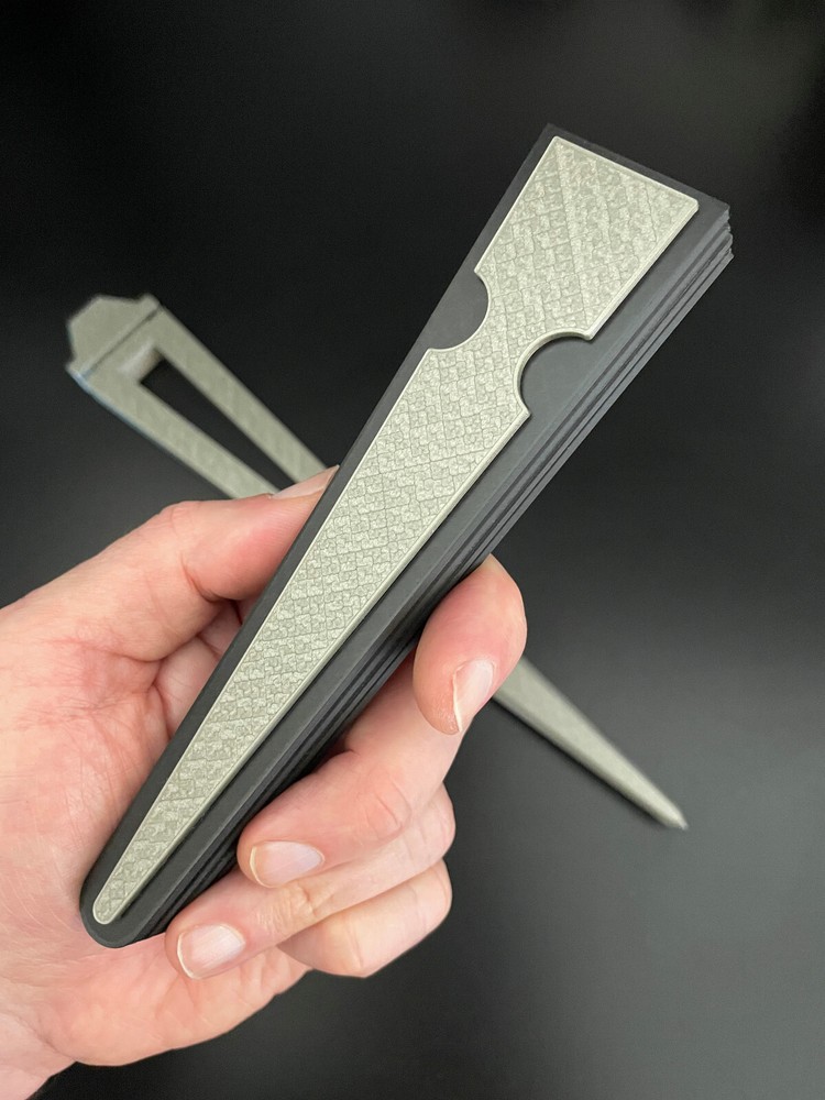 Mirror Mirror dagger - 1966 Star Trek