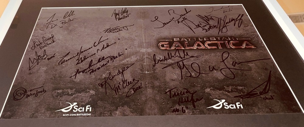 Battlestar Galactica FULL CAST Glen Larson autographed signed folder FRAMED JSA