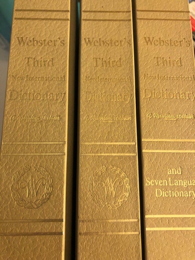 Webster's Third New International Dictionary and Seven Language Dictionary