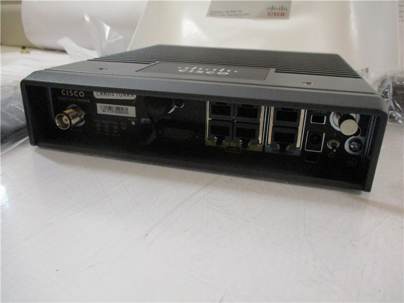 Cisco 819-4G Integrated Router Cellular WAN Power Supply Antennas Cables Bundle