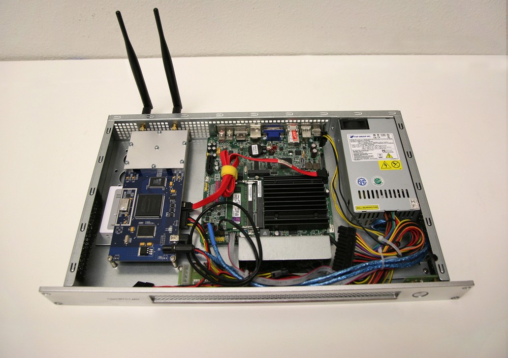 1U Rack URAN-1 USRP Based OpenBTS / SDR GSM Base Station Development kit