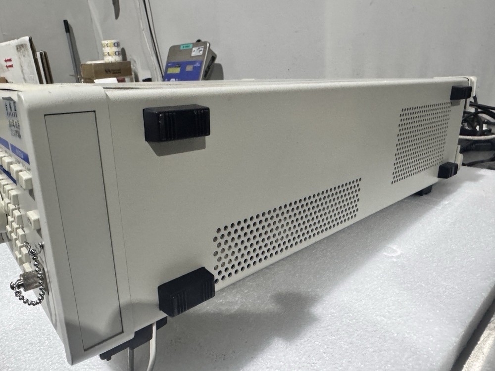 ADCMT 8341 Optical Spectrum Analyzer