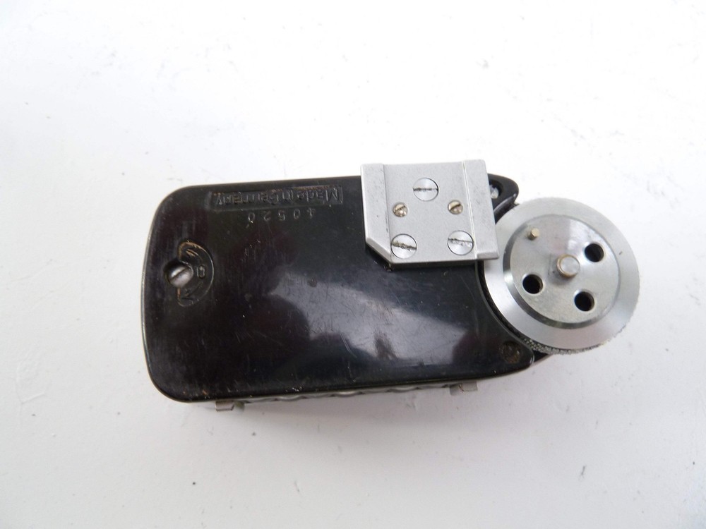 Leica Light Meter MC in Original Red Box