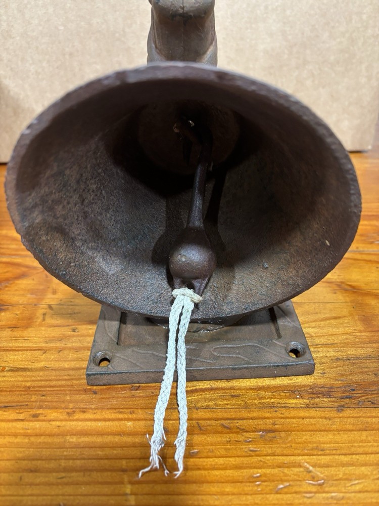 Vintage Cast Iron Horse Dinner Bell Rustic Ranch Decor Primitive Ringing