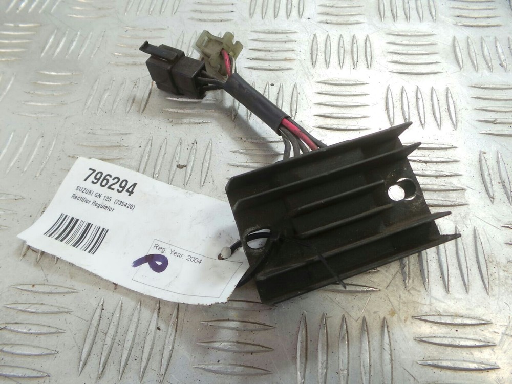 2004 SUZUKI GN125 RECTIFIER REGULATOR
