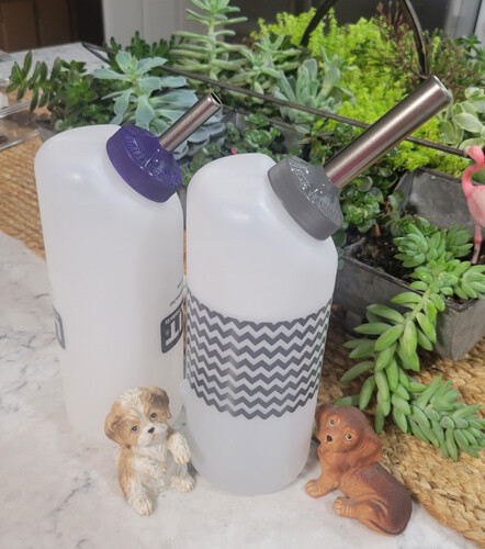 Free Standing Portable Pet Water Bottle Stand Dispenser for Dog, Cat & Animals