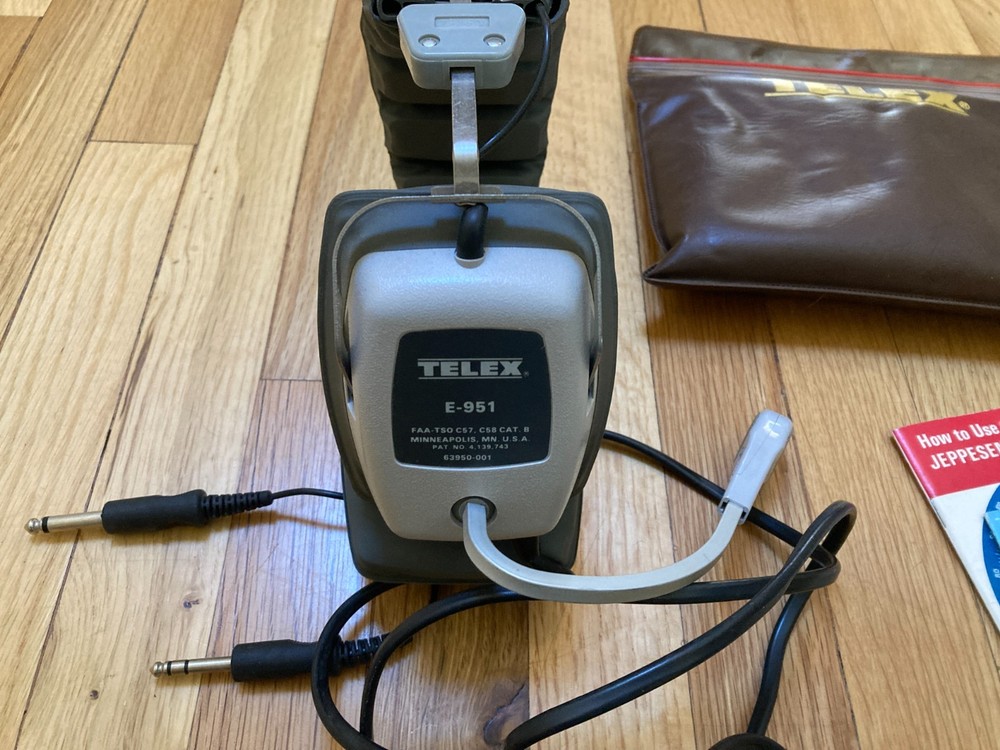 Telex E-951 Headset and NOS PT-200 Push To Talk Switch + Storage Bag